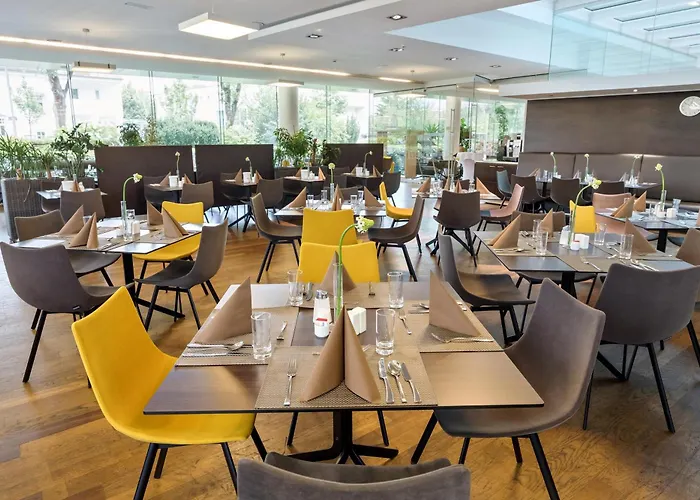 Austria Trend Congress Otel 4*