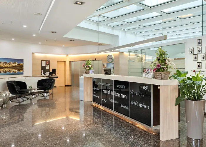 Austria Trend Congress Otel 4*