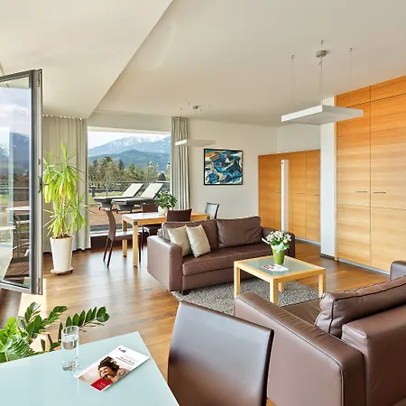 Готель Austria Trend Congress 4*