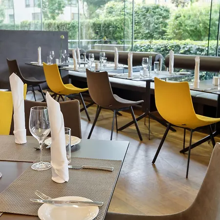 Austria Trend Congress Отель 4*