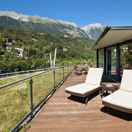 Готель Austria Trend Congress 4*