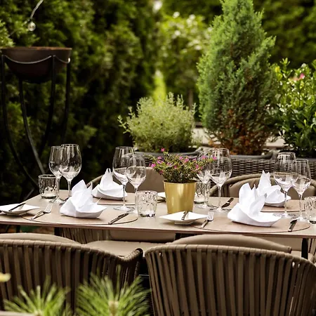 Austria Trend Congress 4*