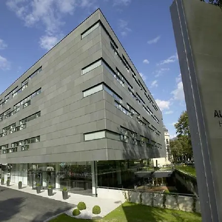 Austria Trend Congress Отель